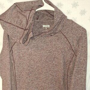 Duluth Trading Long Sleeve Shirt Small Thumb Holes Performance Outdoor Hiking To